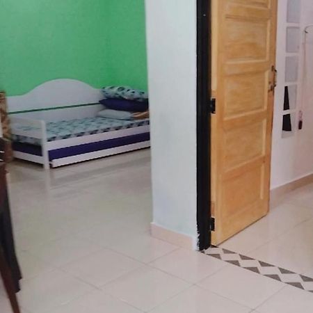 Homestay Sri Ladang Kuala Terengganu Exterior foto